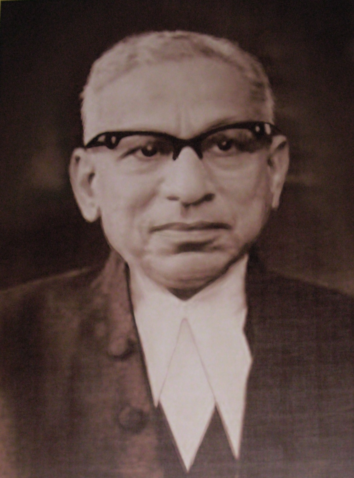 Hon'ble Shri Justice Mudholkar